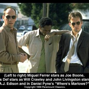 Still of Miguel Ferrer, Yasiin Bey and John Livingston in Where's Marlowe? (1998)