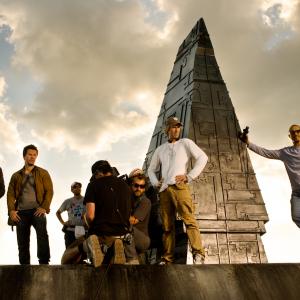 Mark Wahlberg, Michael Bay, Lucas Bielan, John Kairis, Amir Mokri, Walrus J.U.I.C.E. Howard and Jack Reynor in Transformeriai: isnykimo amzius (2014)