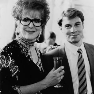 Still of Lynn Redgrave and Jesse Birdsall in Getting It Right (1989)