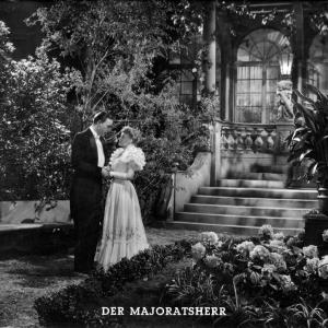 Still of Willy Birgel and Viktoria von Ballasko in Der Majoratsherr (1943)