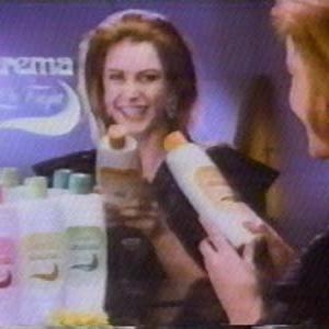 Crema de la Toja Shampoo commercial