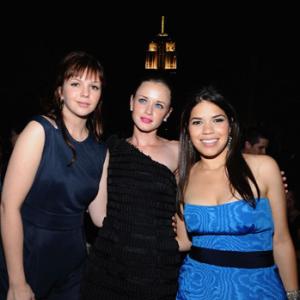 Alexis Bledel Amber Tamblyn and America Ferrera at event of The Sisterhood of the Traveling Pants 2 2008