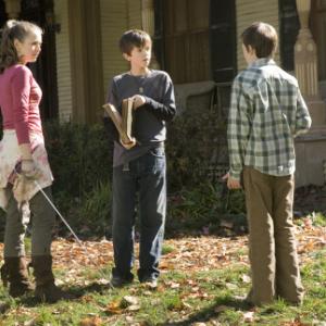 Still of Sarah Bolger and Freddie Highmore in The Spiderwick Chronicles 2008