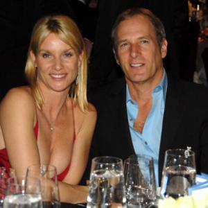 Nicollette Sheridan and Michael Bolton at event of The 78th Annual Academy Awards 2006