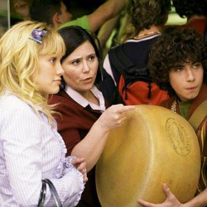 Still of Alex Borstein Hilary Duff and Adam Lamberg in The Lizzie McGuire Movie 2003