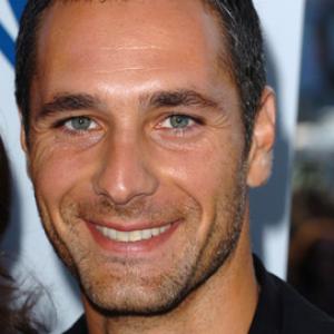 Raoul Bova at event of The Brothers Grimm (2005)