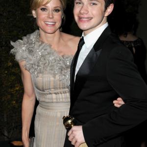 Julie Bowen and Chris Colfer