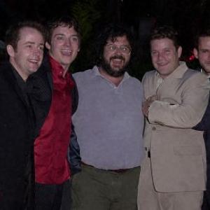 Sean Astin, Elijah Wood, Peter Jackson, Billy Boyd and Dominic Monaghan at event of Ziedu Valdovas: Ziedo brolija (2001)