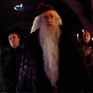 Still of Richard Harris, Maggie Smith and David Bradley in Haris Poteris ir paslapciu kambarys (2002)