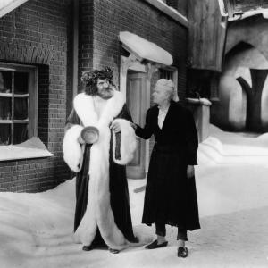 Still of Lionel Braham and Reginald Owen in A Christmas Carol (1938)