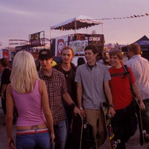 (l-r) VINCE VIELUF, JOEY KERN, ADAM BRODY and MIKE VOGEL check out a passing girl