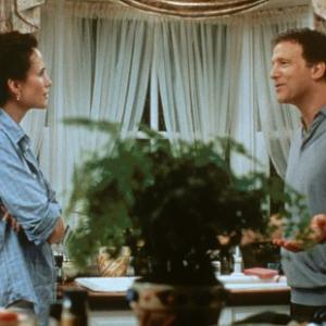 Still of Andie MacDowell and Albert Brooks in The Muse 1999