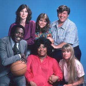 Hello Larry Kim Richards Joanna Gleason Meadowlark Lemon with the rest of the Cast c 1979 NBC