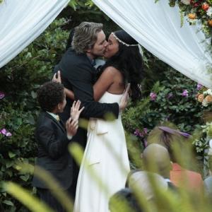 Still of Joy Bryant, Dax Shepard and Tyree Brown in Parenthood (2010)