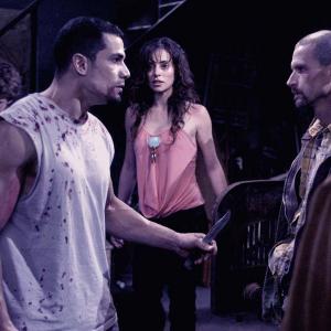 Still of Wil Burd Emmanuelle Vaugier and Franky G in Saw II 2005