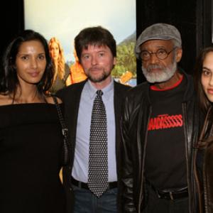 Ken Burns Padma Lakshmi and Melvin Van Peebles at event of How to Get the Mans Foot Outta Your Ass 2003