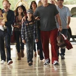 Still of Ty Burrell, Jesse Tyler Ferguson, Sarah Hyland, Ed O'Neill, Eric Stonestreet and Ariel Winter in Moderni seima (2009)