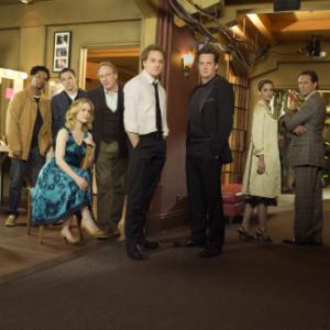 Amanda Peet, Matthew Perry, Steven Weber, Sarah Paulson, Timothy Busfield, D.L. Hughley, Bradley Whitford and Nate Corddry in Studio 60 on the Sunset Strip (2006)