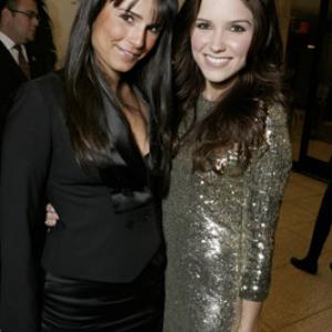 Jordana Brewster and Sophia Bush at event of The Hitcher 2007