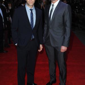 Aaron Eckhart and Gerard Butler at event of Olimpo apgultis 2013