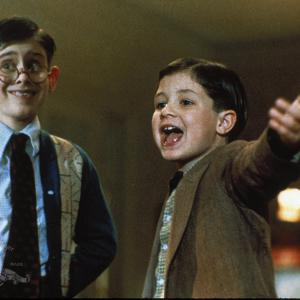 Still of Josh Byrne and Ben Diskin in Mr. Saturday Night (1992)