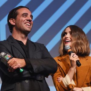 Rose Byrne and Bobby Cannavale at event of Adult Beginners (2014)