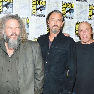 Dayton Callie, Tommy Flanagan and Mark Boone at event of Sons of Anarchy (2008)