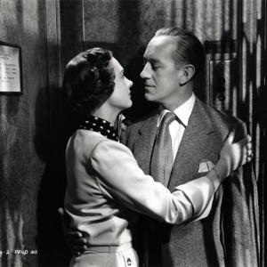 Still of Alec Guinness and Beatrice Campbell in Last Holiday 1950