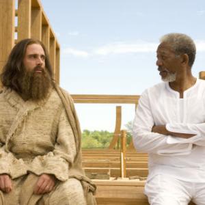 Still of Morgan Freeman and Steve Carell in Evan Almighty (2007)