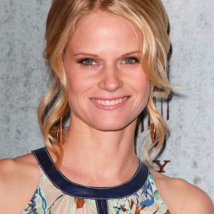 Joelle Carter at event of Justified (2010)