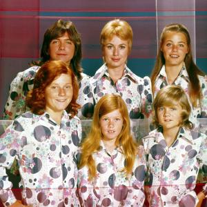 Still of Susan Dey, Danny Bonaduce, David Cassidy, Suzanne Crough, Brian Forster and Shirley Jones in The Partridge Family (1970)