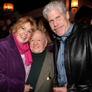 Ron Perlman Mickey Rooney and Jan Rooney