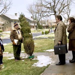 Still of Jamie Lee Curtis Tim Allen and Kevin Chamberlin in Christmas with the Kranks 2004