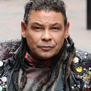 Craig Charles at event of Red Dwarf (1988)