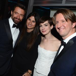 Anne Hathaway Liza Chasin Tom Hooper and Hugh Jackman