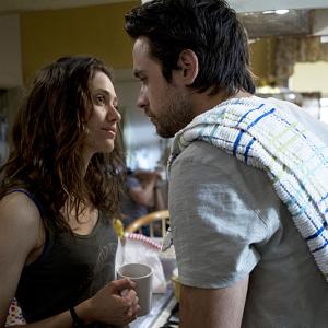 Still of Emmy Rossum and Justin Chatwin in Shameless (2011)
