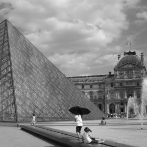Sunday afternoon at the Louvre  Paris