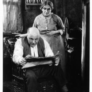 Still of Marie Ault and Arthur Chesney in The Lodger A Story of the London Fog 1927