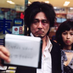 Still of Min-sik Choi in Oldeuboi (2003)