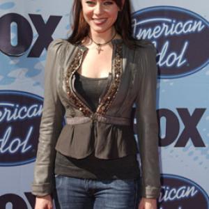 Melinda Clarke at event of American Idol: The Search for a Superstar (2002)
