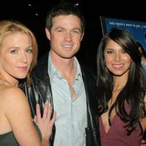 Eric Close Poppy Montgomery and Roselyn Sanchez at event of Cayo 2005