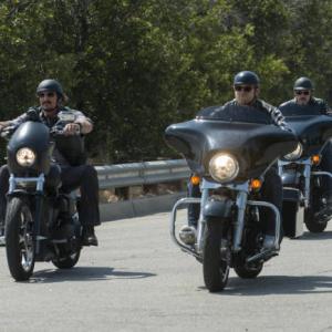 Still of Kim Coates and Charlie Hunnam in Sons of Anarchy 2008