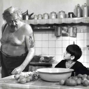 Still of Alain Cohen and Michel Simon in Le vieil homme et lenfant 1967