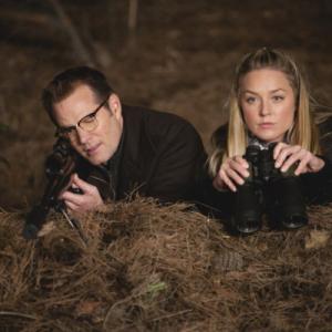 Still of Jack Coleman and Elisabeth Röhm in Herojai: Chapter Sixteen 'The Art of Deception' (2010)