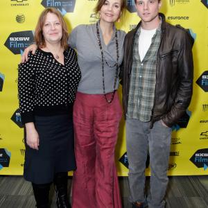 Margaret Colin, Jen McGowan and Jonny Weston at event of Kelly & Cal (2014)