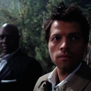 Still of Misha Collins and Robert Wisdom in Supernatural (2005)