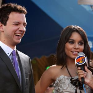 Gaelan Connell and Vanessa Hudgens at event of Bandslam 2009