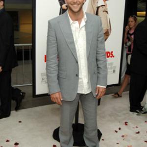 Bradley Cooper at event of Wedding Crashers 2005