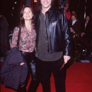Elaine Bilstad and John Corbett at event of The Replacement Killers (1998)