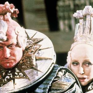 Still of Robin Williams and Valentina Cortese in The Adventures of Baron Munchausen 1988